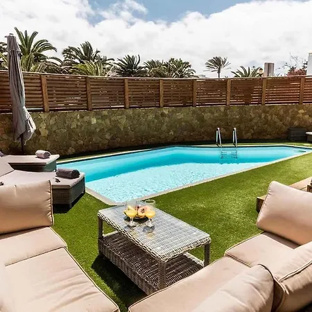 Paradise Beach House: Piscina Privada, Playa 100M Corralejo Exterior photo